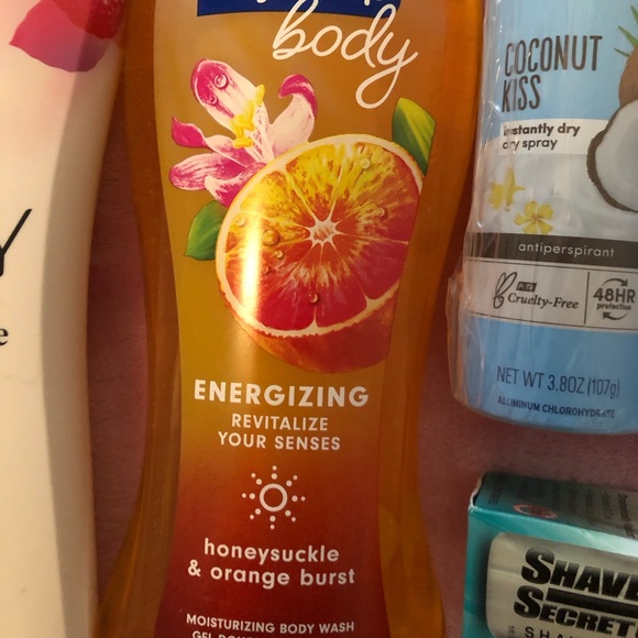 Bath & Body lot of 5 - Picture 2 of 7